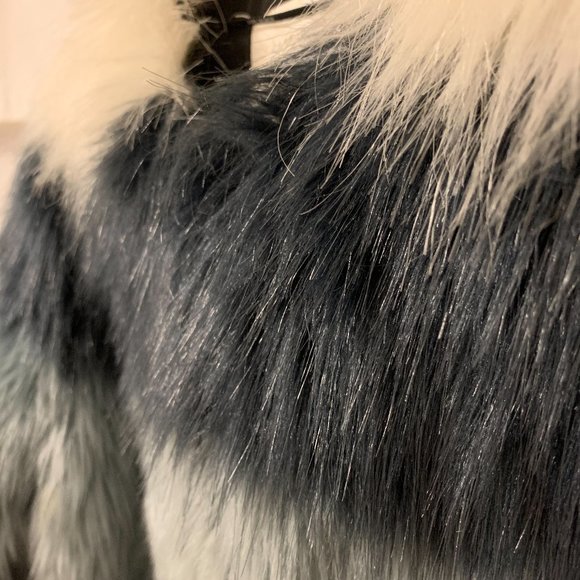 Zara Faux Fur Striped Jacket - Picture 5 of 10